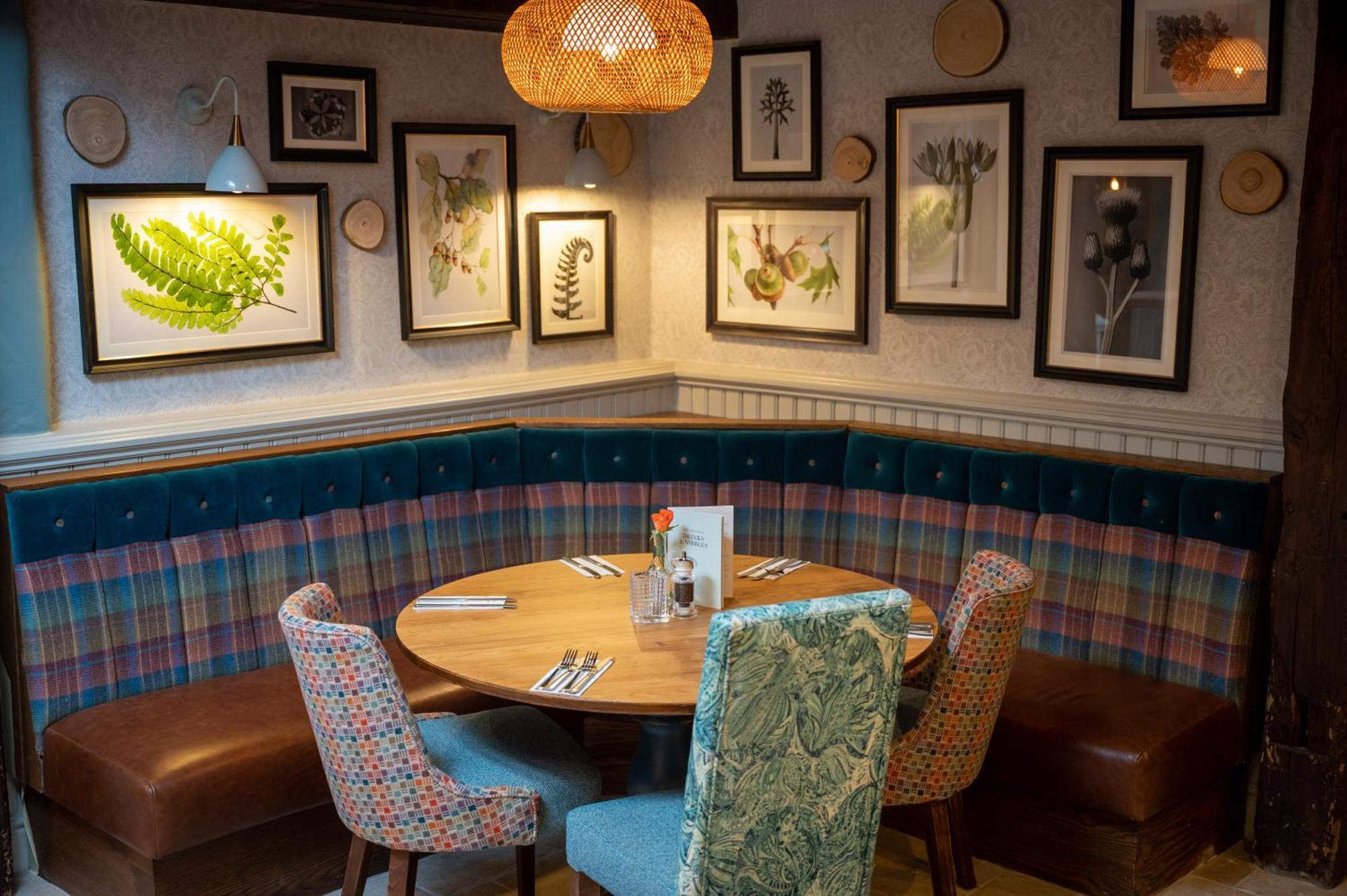 מלון Midgham Berkshire Arms By Chef & Brewer Collection מראה חיצוני תמונה